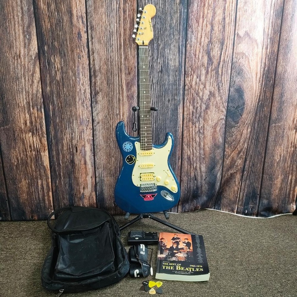 Busker'S Electric Guitar With Soft Case USED