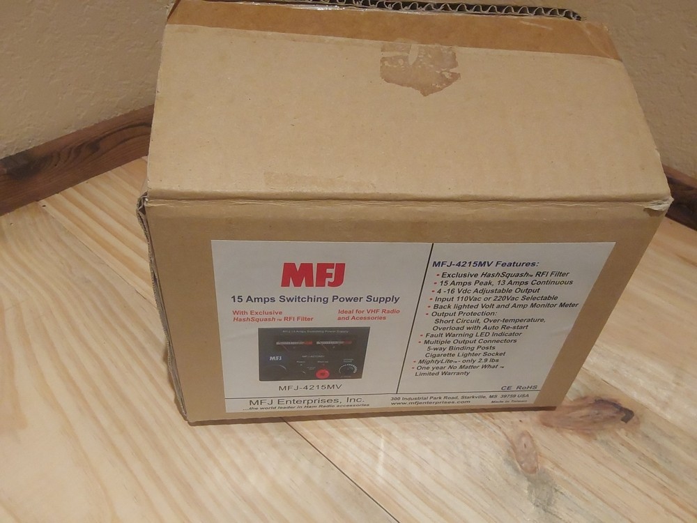 MFJ-4215MV Variable Switching POWER SUPPLY