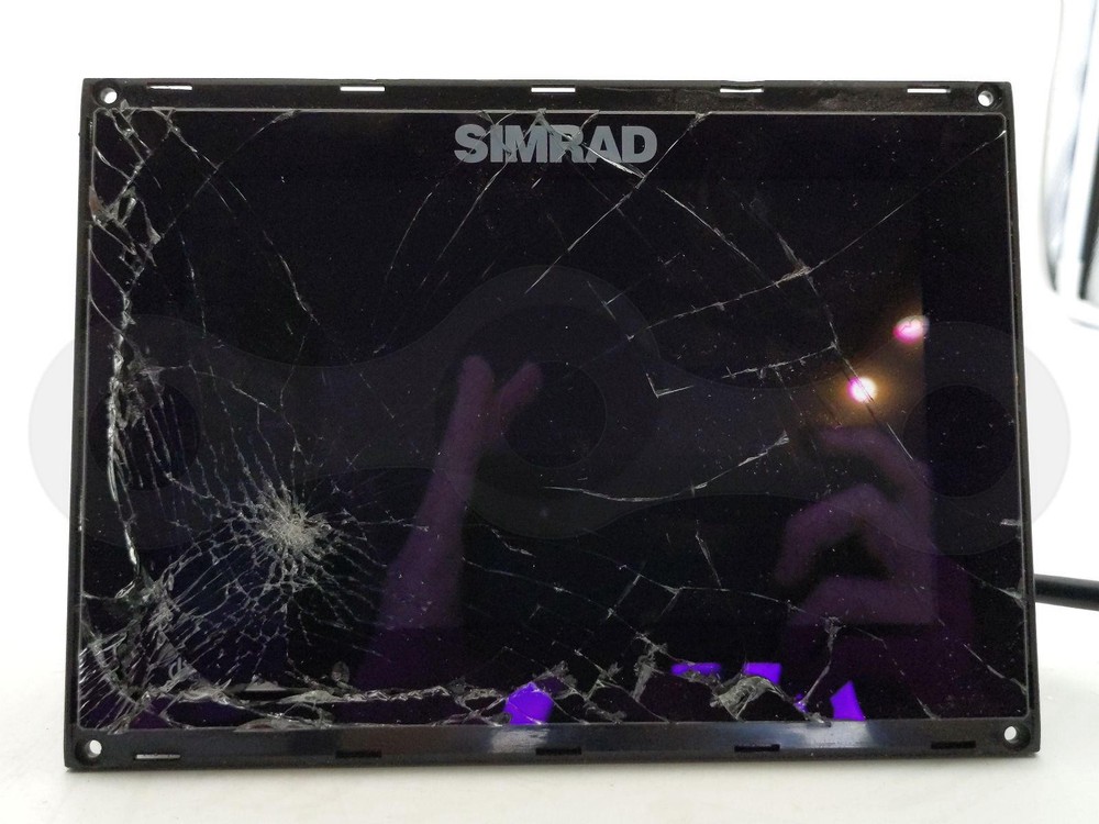 SIMRAD GO7 XSR CHARTPLOTTER BOAT GPS RADAR SONAR HEAD UNIT DISPLAY SCREEN 7"