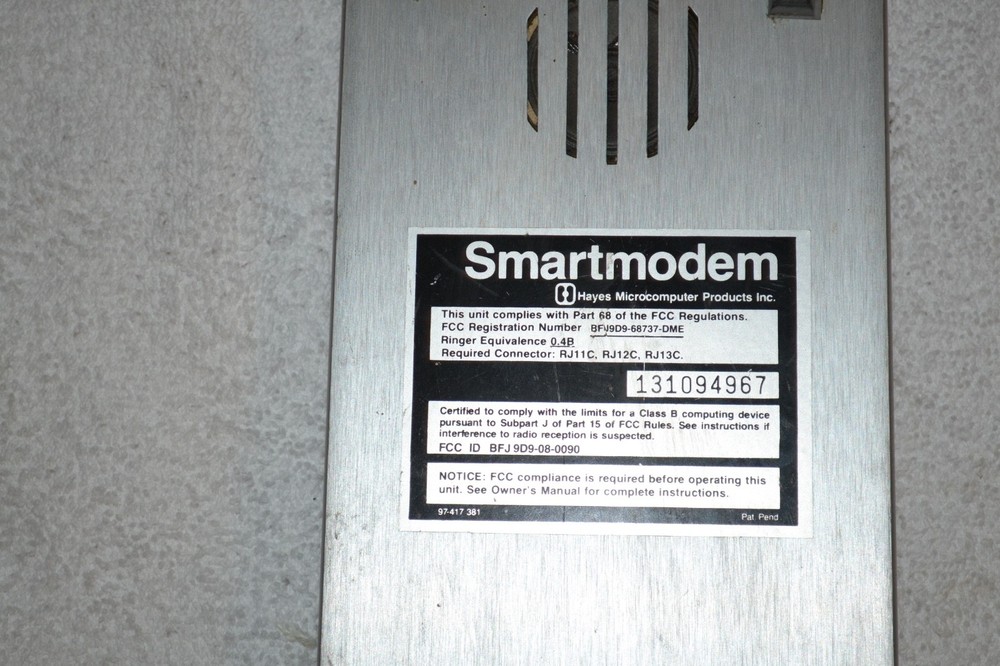 Hayes smartmodem Microcomputer
