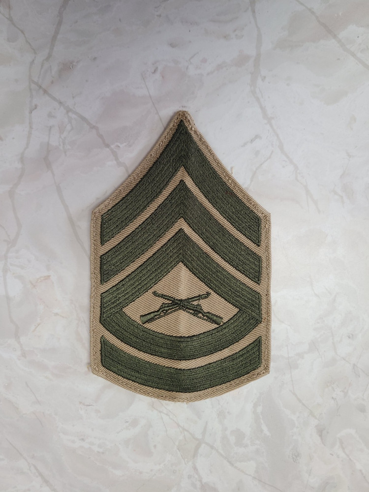 USMC Gunnery SGT. Male Chevron (1 pc)