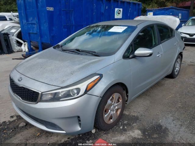 FORTE 2017 Glove Box 4891355