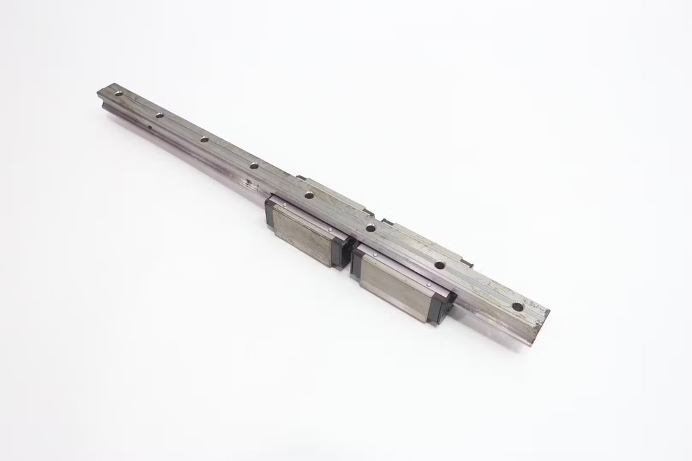 Thk HSR25R2SS+460L Linear Guide Assembly 460mm 25mm