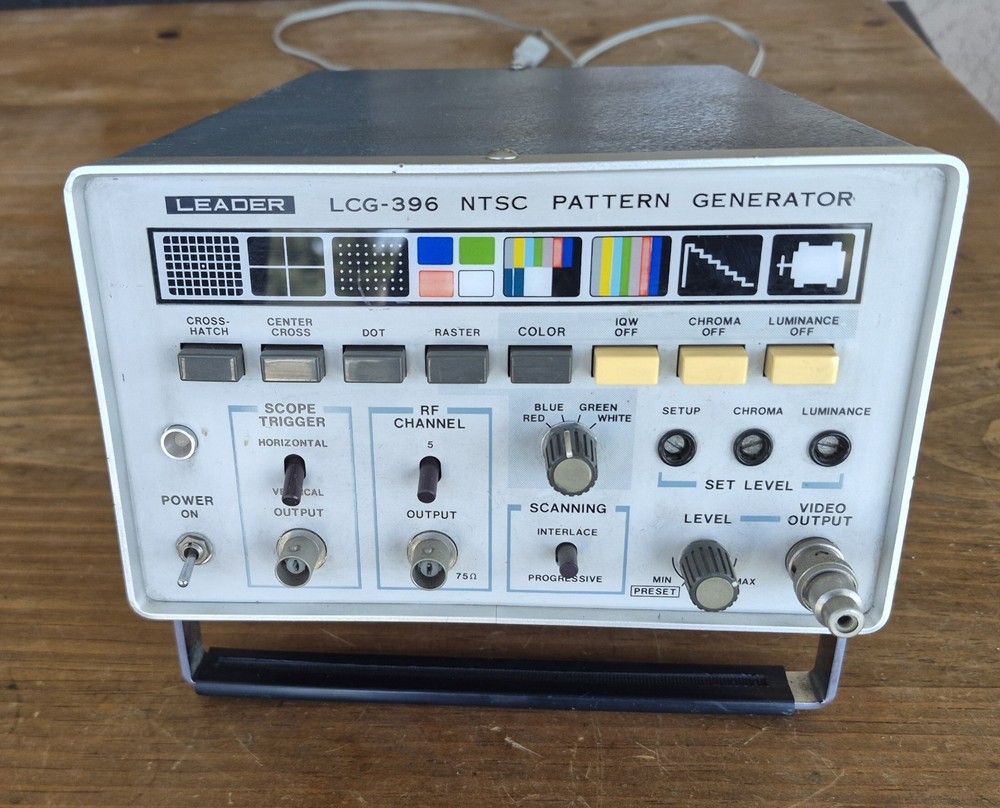 LEADER LCG-396 NTSC PATERN GENARATOR
