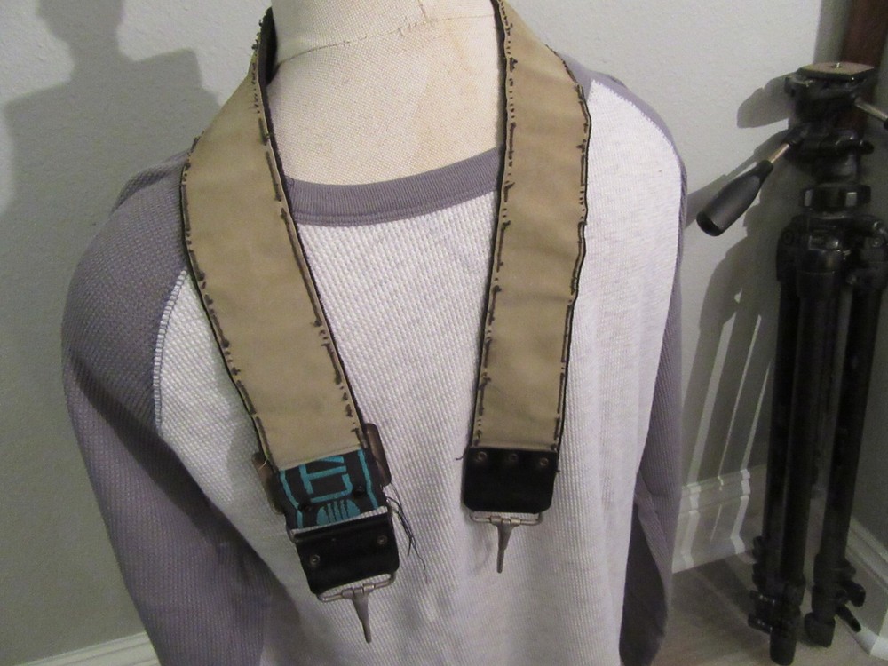Good Used Minolta Camera Strap Looks Nice Some Stitching Has Pulled