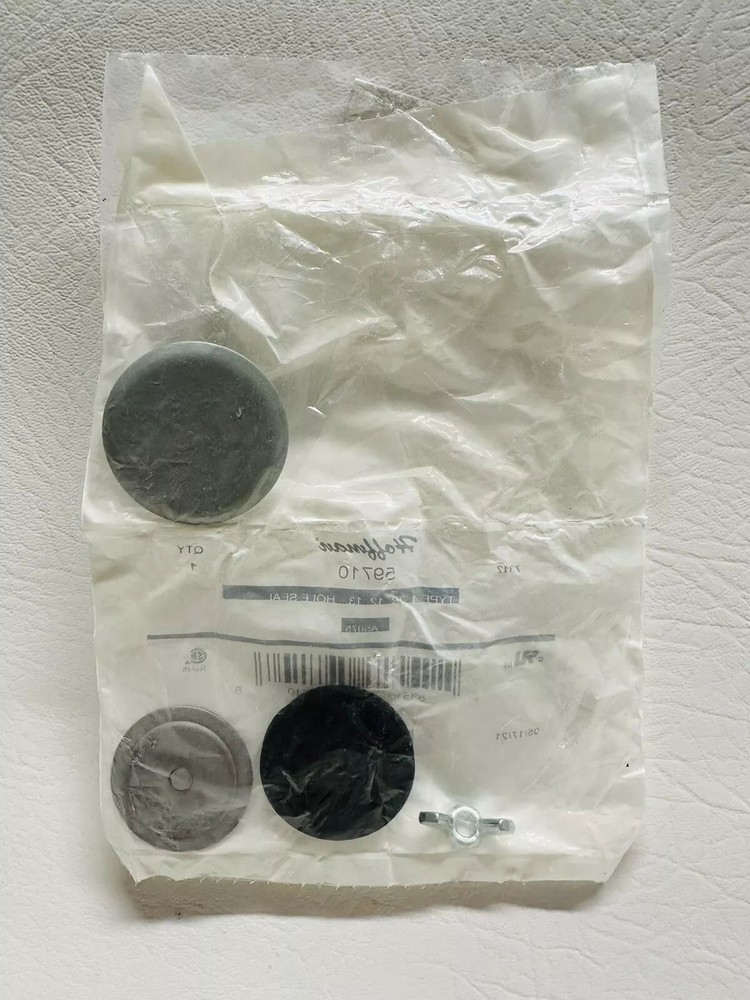Hoffman 59710, Hole Seal, 1pc