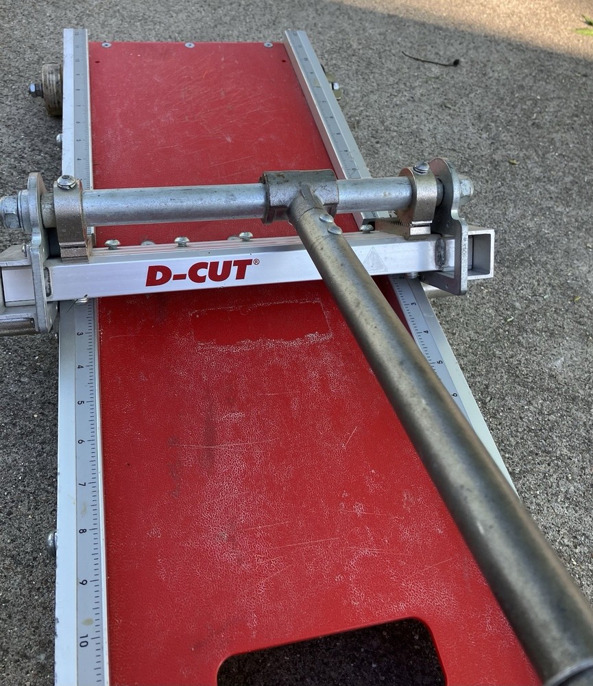 D-Cut Model RC-200 Profile Wall Base Cutter