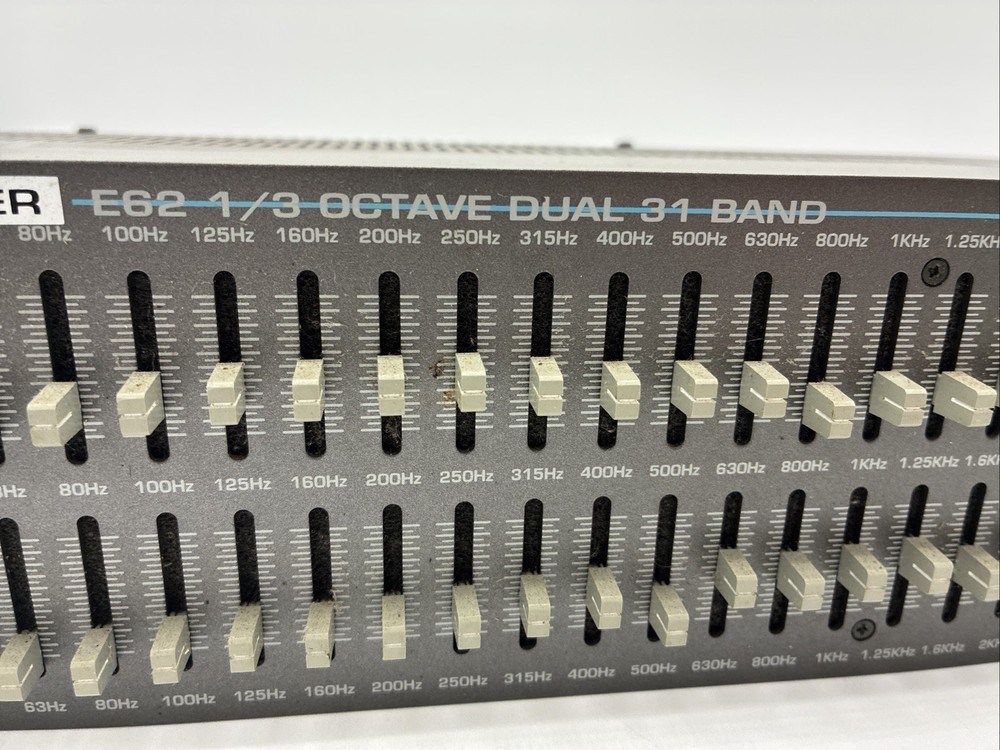 Samson E62 1/3 Octave Dual 31 Band Graphic Equalizer