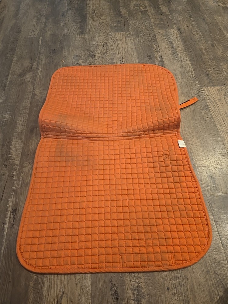 dressage saddle pad