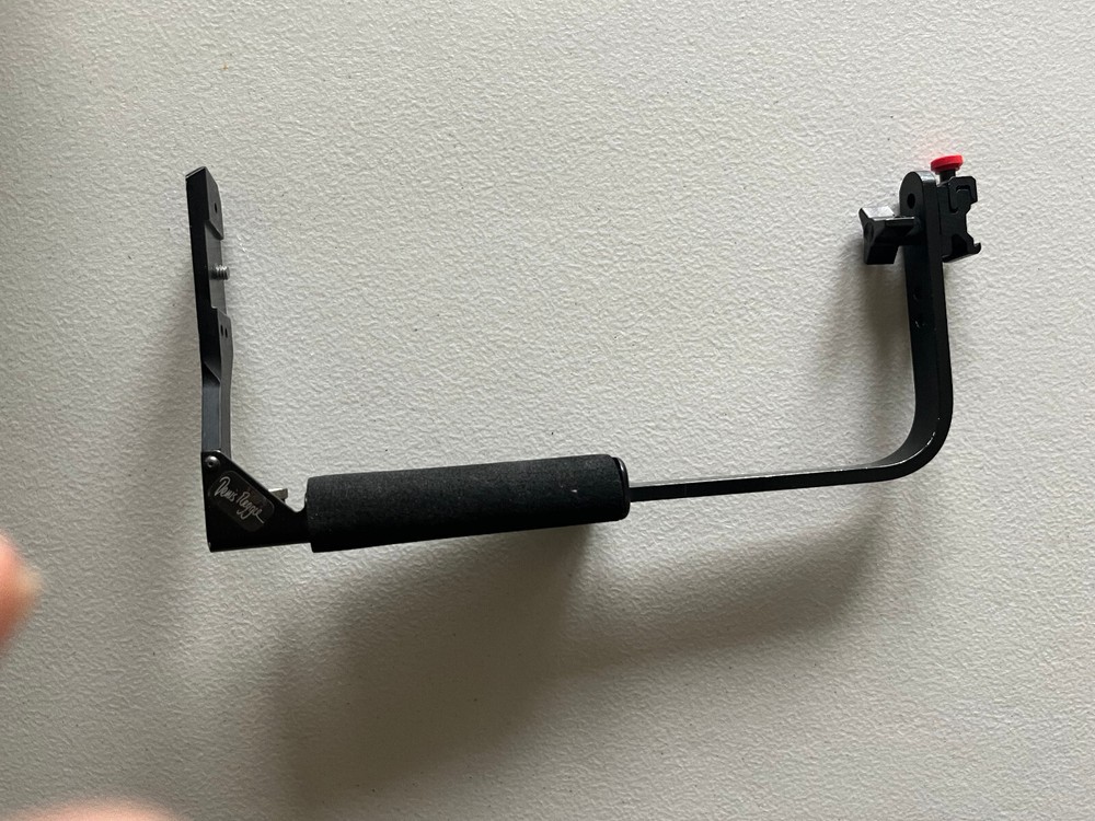 Stroboframe Denis Reggie Flash Brackets (Camera, Flash and Chord not includes)