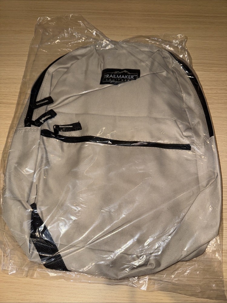 Trail maker 24 Pack- Classic 17 Inch Backpack - New
