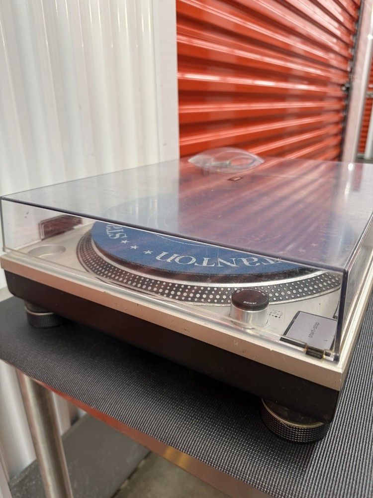 Technics SL-1200MK2 Direct Drive Turntable Quartz Silver