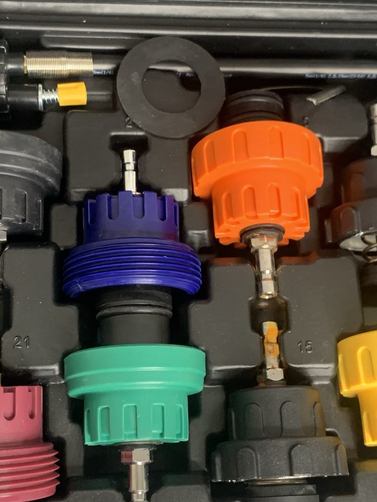 Pittsburgh Automotive Compression Kit & Maddox Deluxe Diesel Compression Kit