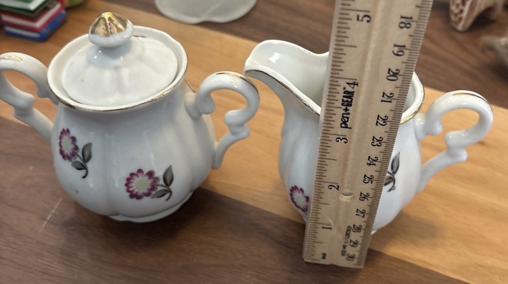 ROSE CREMER & SUGAR BOWL