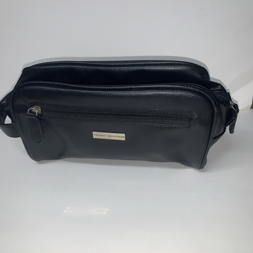 Tommy Hilfiger Small Hand Bag.