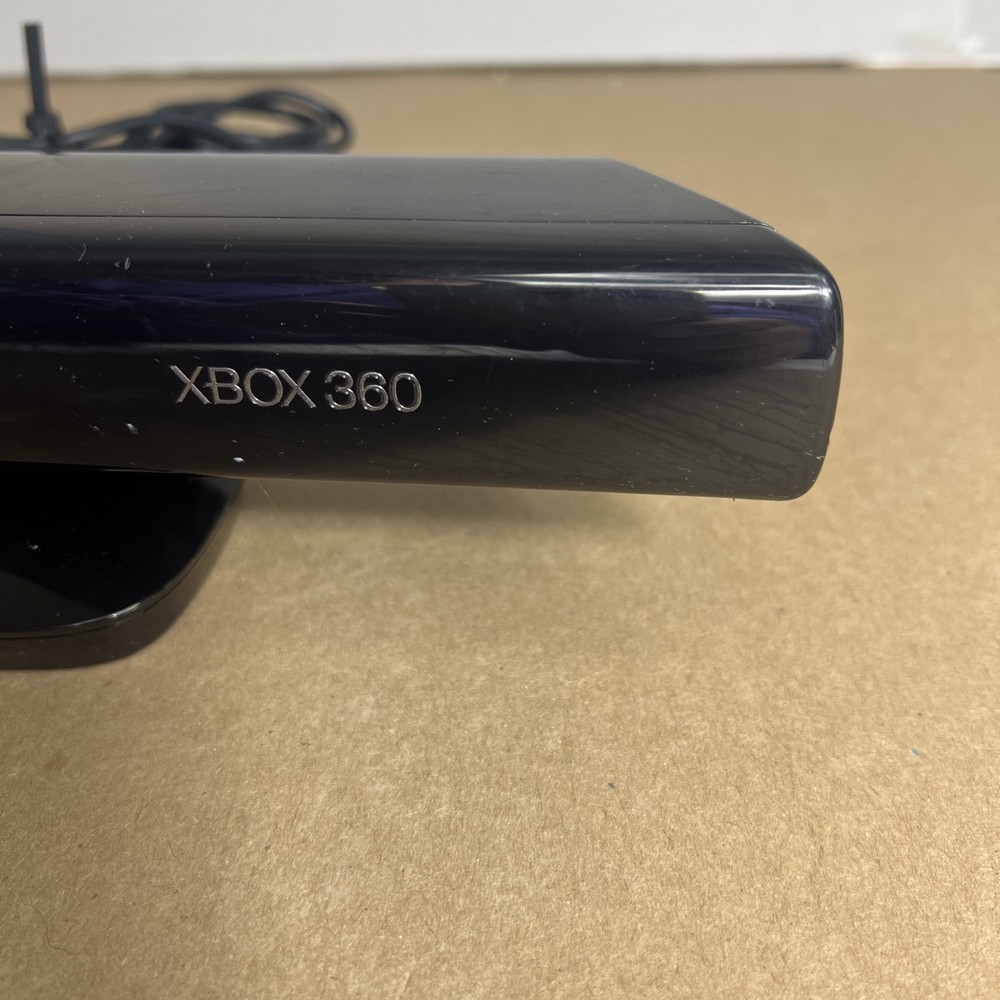 Microsoft Xbox 360 Kinect Sensor - Black