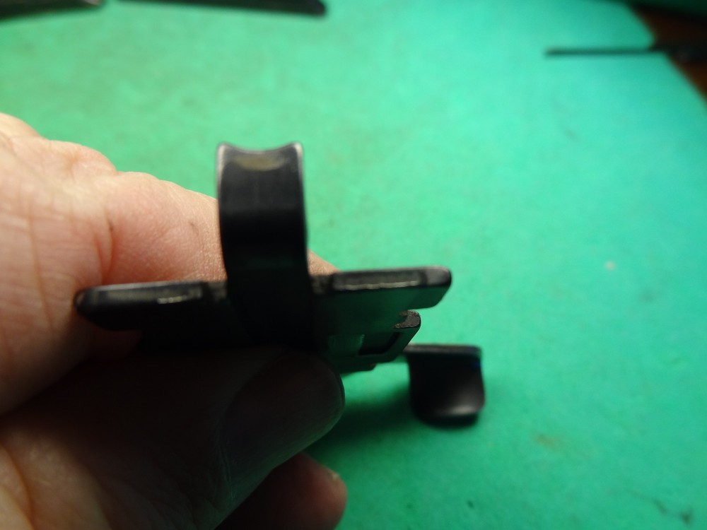 Winchester 1400 Cocking Handle Bridge 12 Ga.