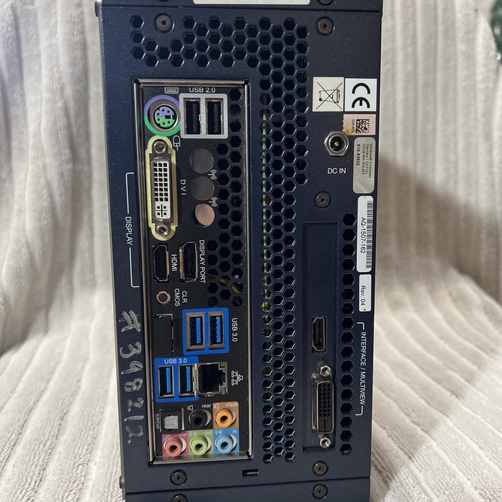 NewTek TriCaster Mini HD-4 Multimedia Production Studio Switcher Combo