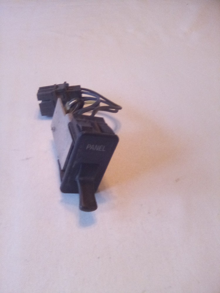 International Panel Dimmer Switch 2029843C3 W/Connector