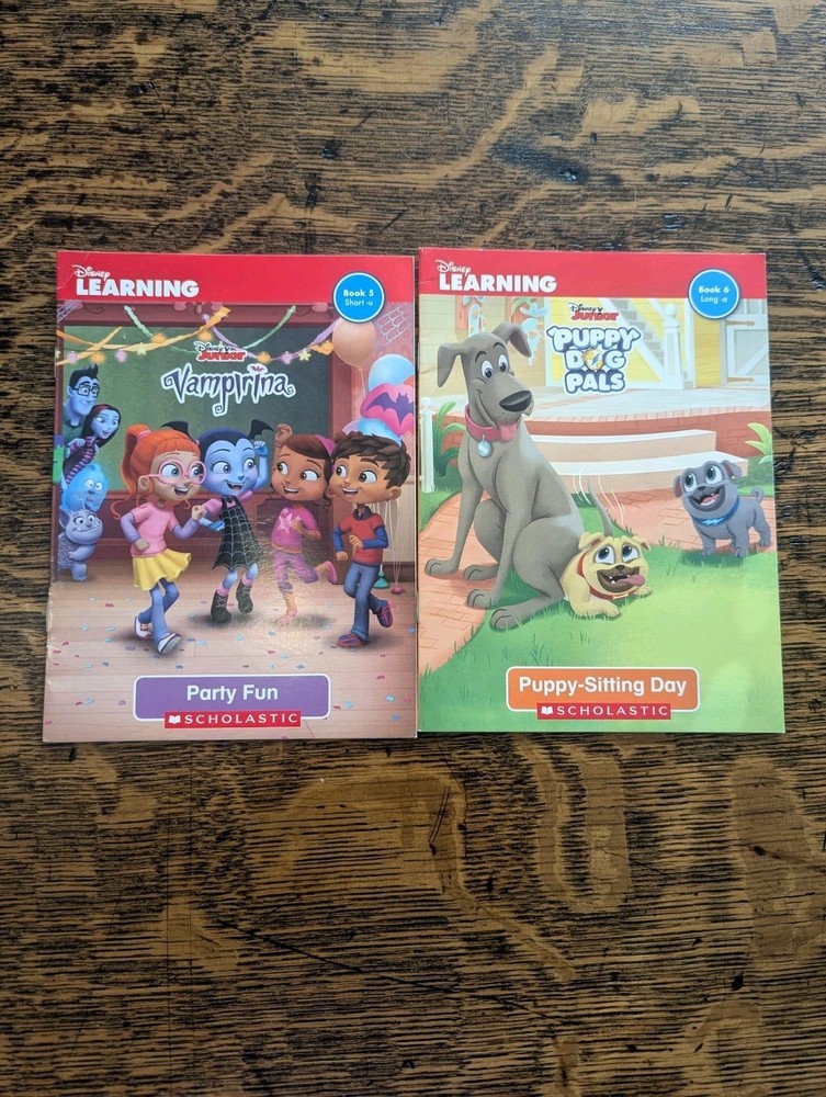 Disney Junior Phonics Reading Program Set 10 Books & 2 Workbooks