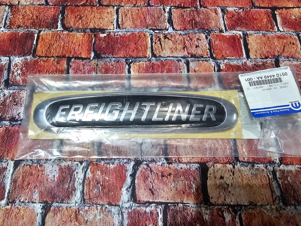 Freightliner Hood Emblem For Semi Truck-New.