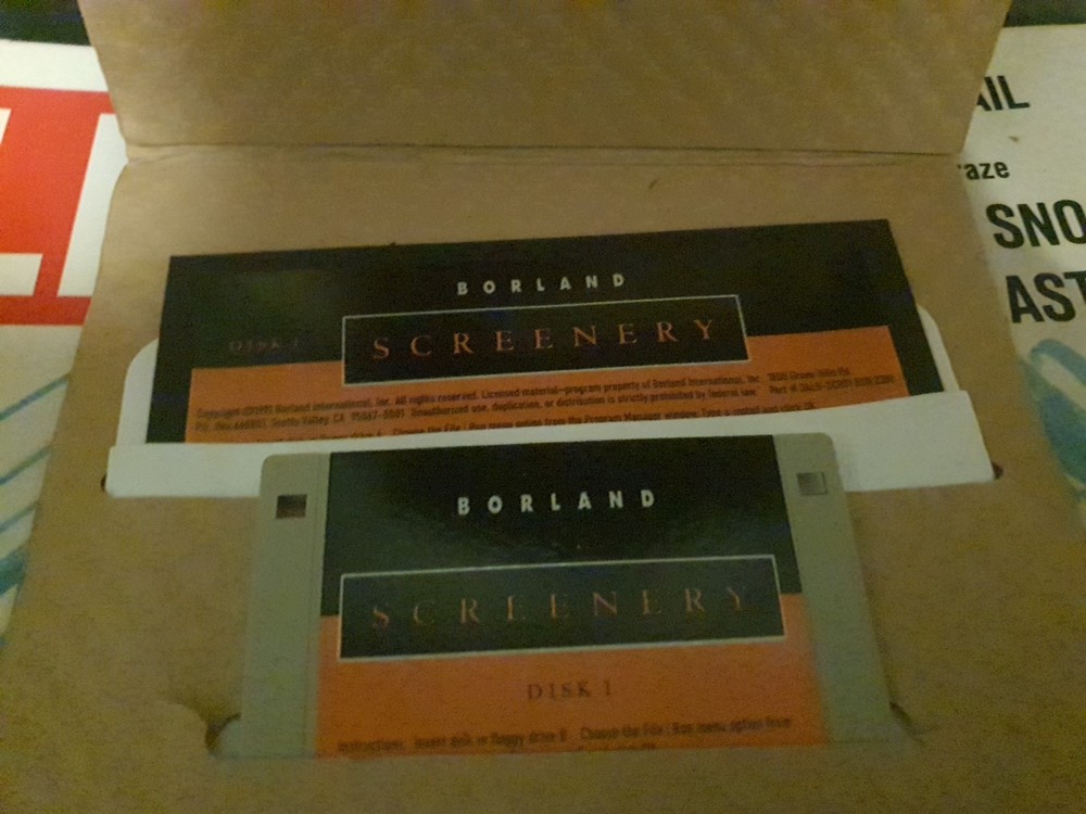 VINTAGE Borland Screenery Windows 95 Desktop Wallpaper Software