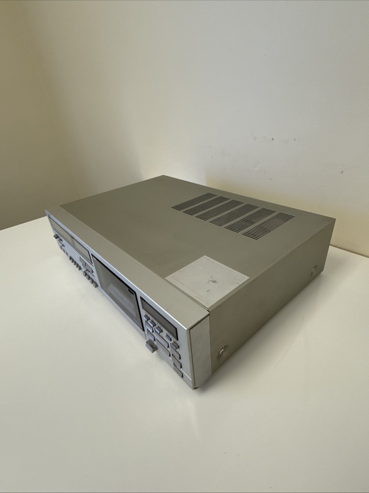 Working Stereo cassette deck JVC DD-9 Quartz Direct Drive