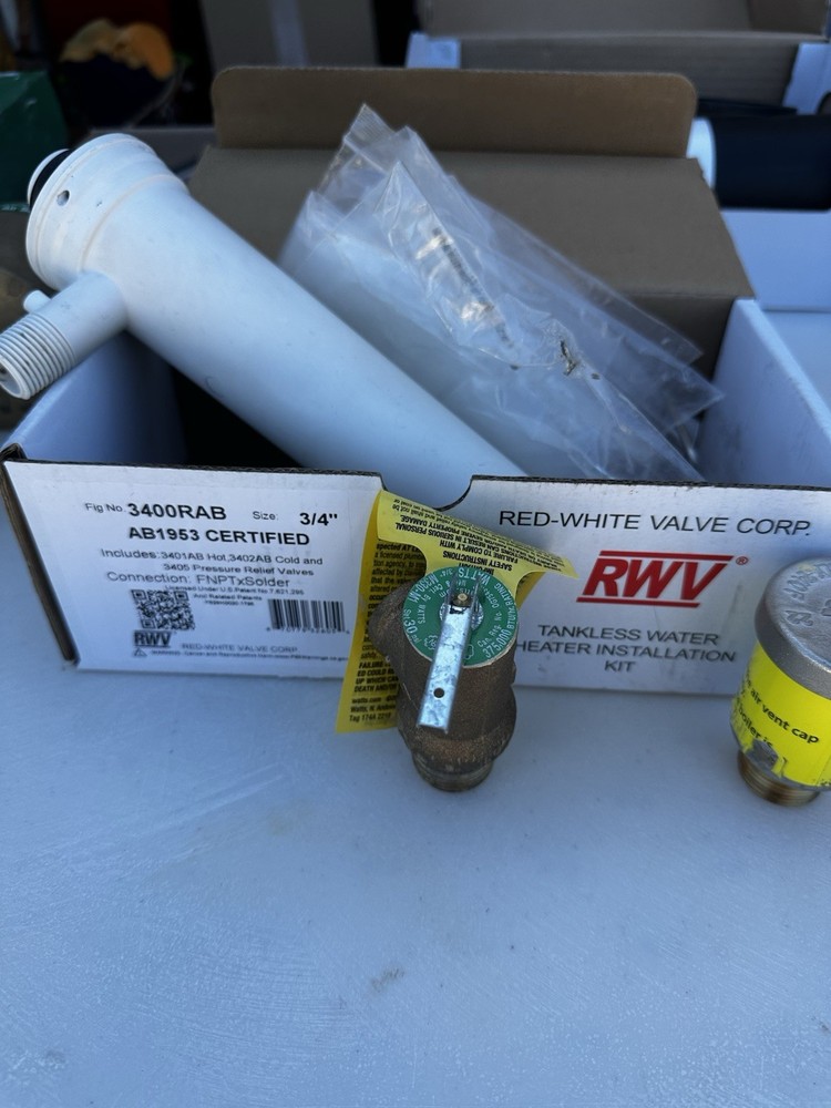 Navien NFB-200H Condensing Gas Combination Boiler 199,000 BTU Wi-Fi Low NOx