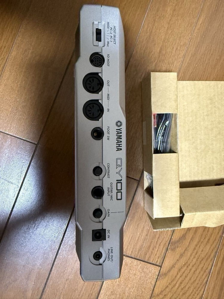 YAMAHA QY100 Sampler Sequencer Sound Module Rhythm Machine #0007