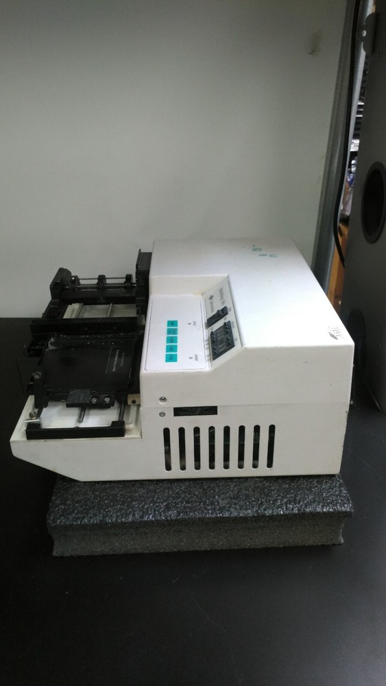 LABSYSTEMS Multidrop 384 Microplate Dispenser Type 832