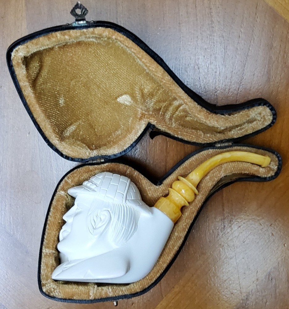 MEERSCHAUM PIPE, SHERLOCK HOLMES, WITH CASE