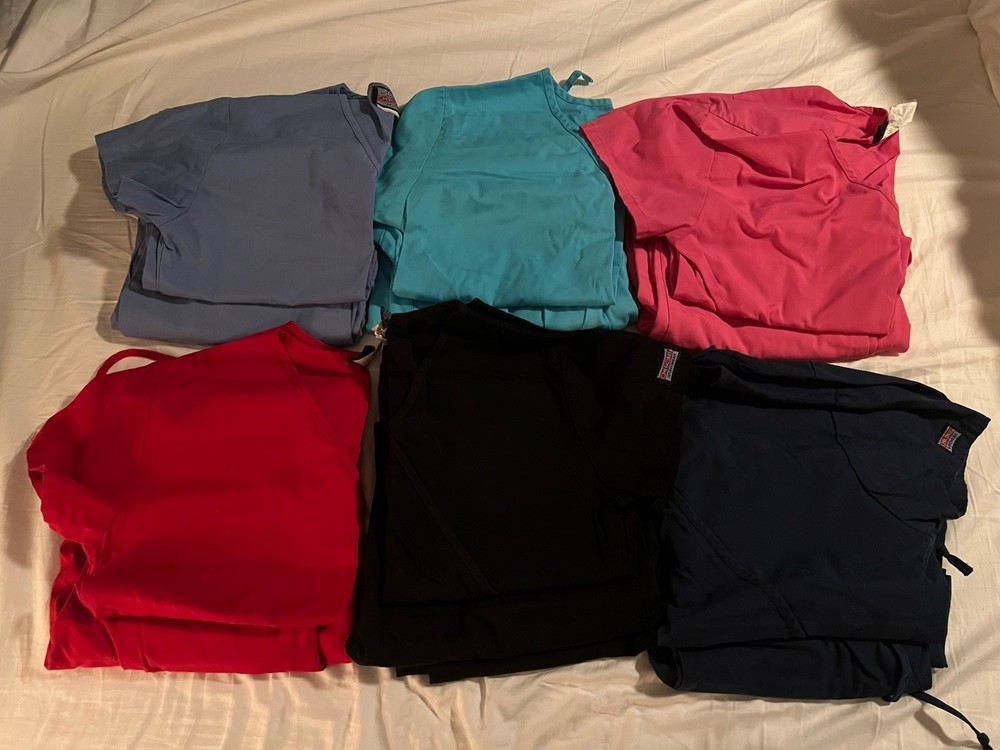 Cherokee Workwear Women’s Scrub Top (XS) Bottom (S) Bundle (6 Sets)