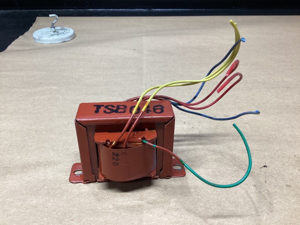 TSB046 Transformer 220V #115F48FML