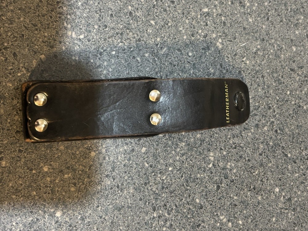 LEATHERMAN MULTI-TOOL SHEATH BELT POUCH LEATHER GOLD LETTERS ORIGINAL!