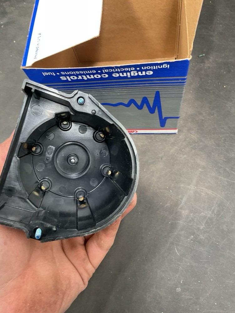 CarQuest / Standard Distributor Cap DR-460