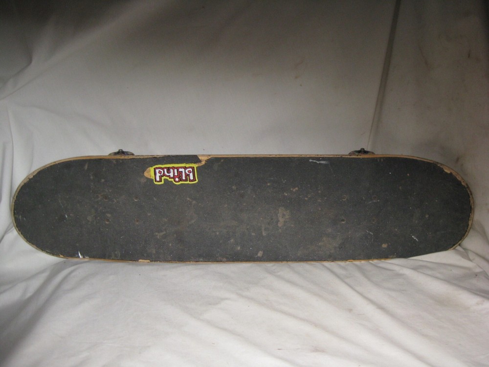pre-owned skateboard Tensor trucks Psychedelic wheels Blind grim reaper deck
