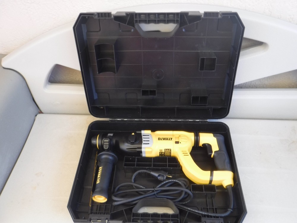 DeWalt D25263 D-Handle 3 Mode SDS Rotary Hammer w/ Case