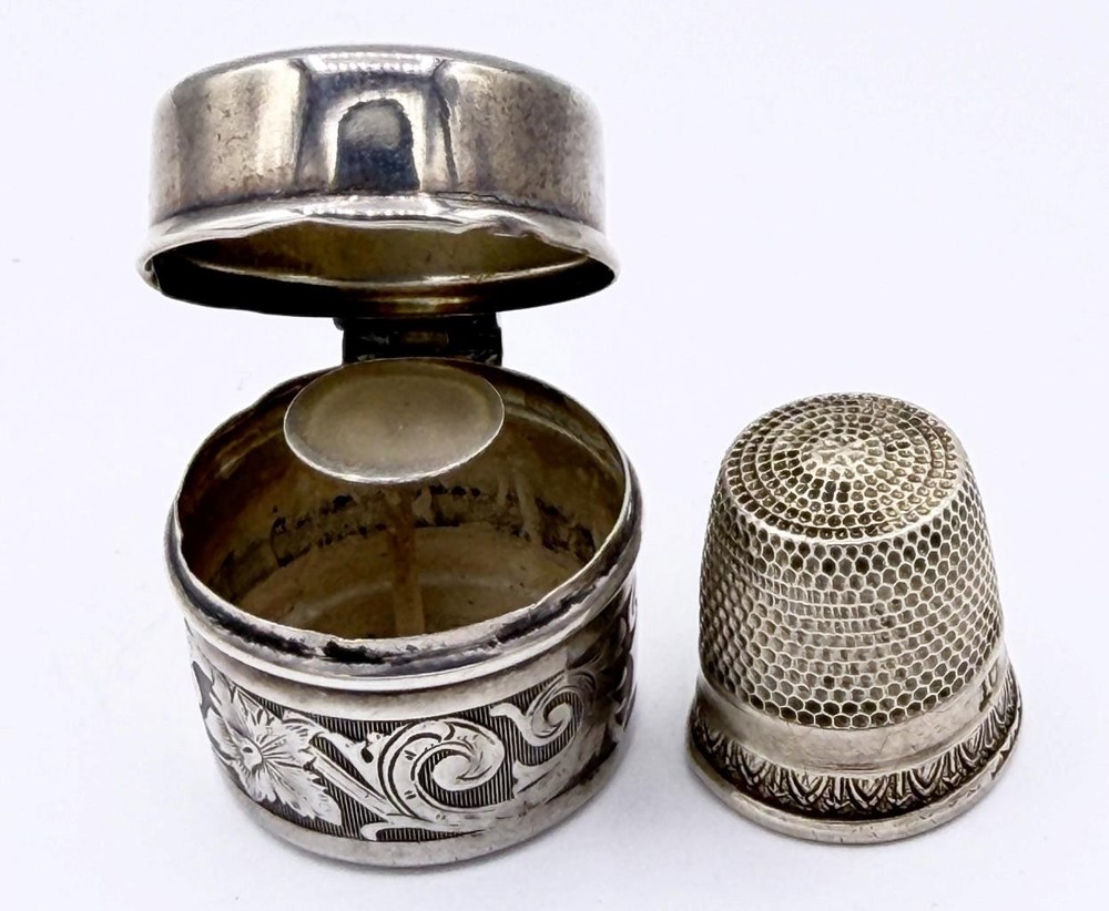 Gorgeous Antique Webster Sterling Thimble Holder/Case & Sterling Thimble #986