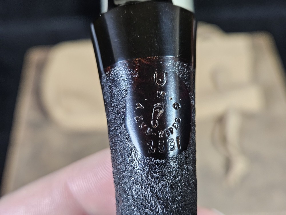 Gorgeous! Yang Kun Sandblasted Volcano w/ Smooth BaseArtisan Pipe