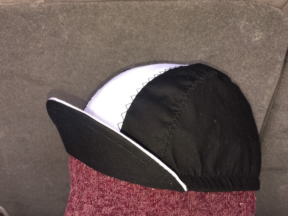 CYCLING CAP ONE SIZE COLOR BLACK & WHITE 100% COTTON