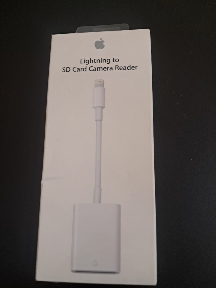 Apple Lightning SD Card Camera Reader, MPN 602-00375-8