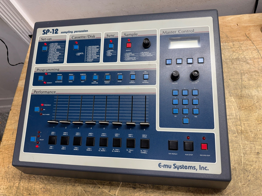 E-mu SP-12 Model 7021 Sampling Percussion/Drum Machine
