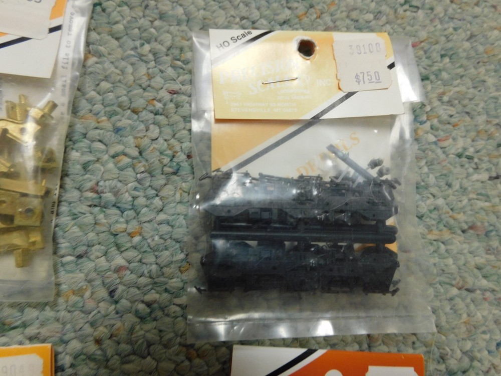 Precision Scale HO NINE (9) different accesory packs