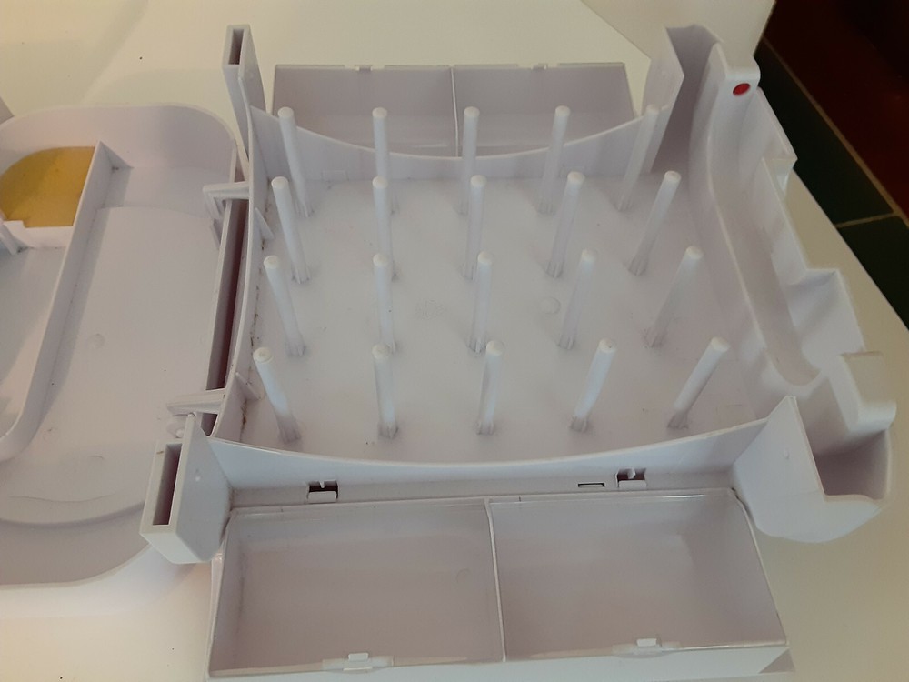 Pre-owned Singer Sew Essentials Storage System. Please Read Description