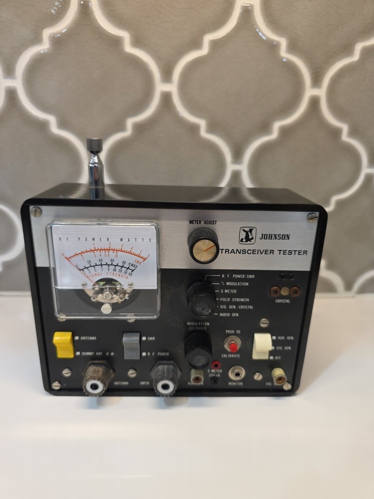 Vintage Johnson Portable Transceiver Tester  Untested