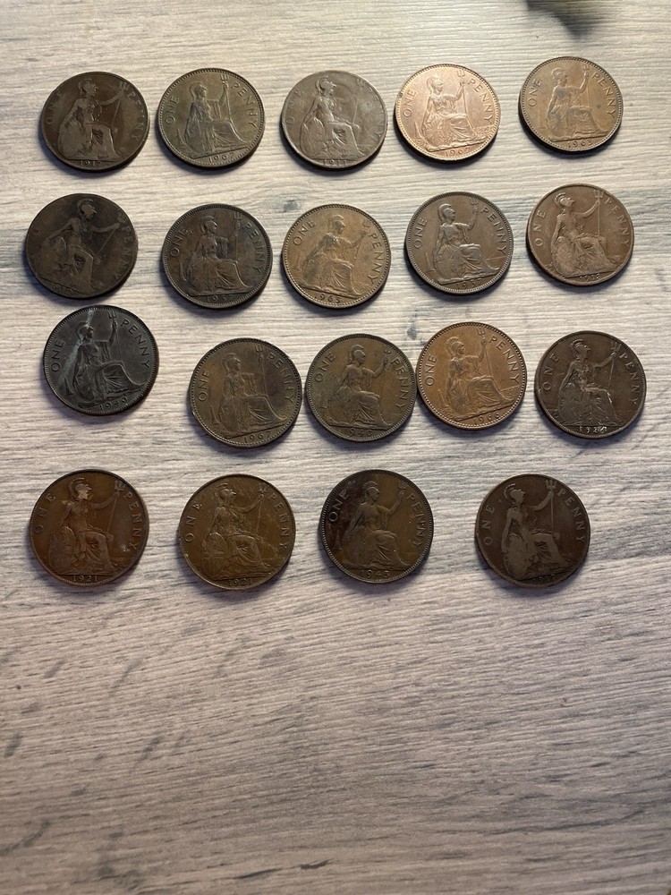 Mix Of British Pennies