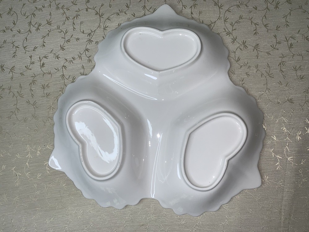 Vtg 11” White Scroll work 3 section Ceramic Serving Plate Platter Hearts Italy