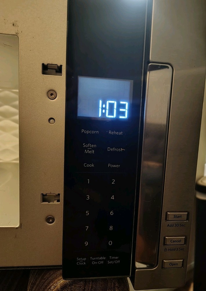 Kitchen Aide Over-Range Low Profile Microwave Range Hood 1.1 Cu. Ft WML55011HS