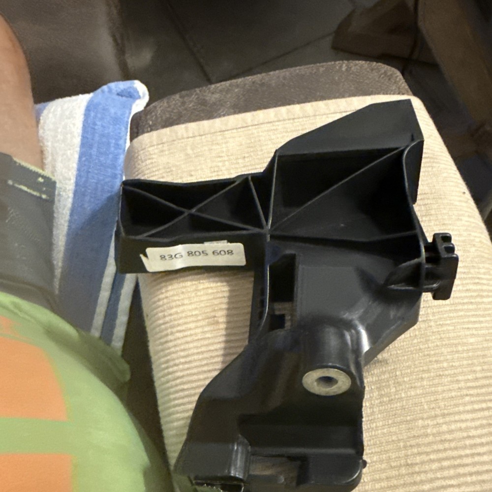 Passenger Side Headlight Mount Bracket Front Right Compatible for Q3 Right side