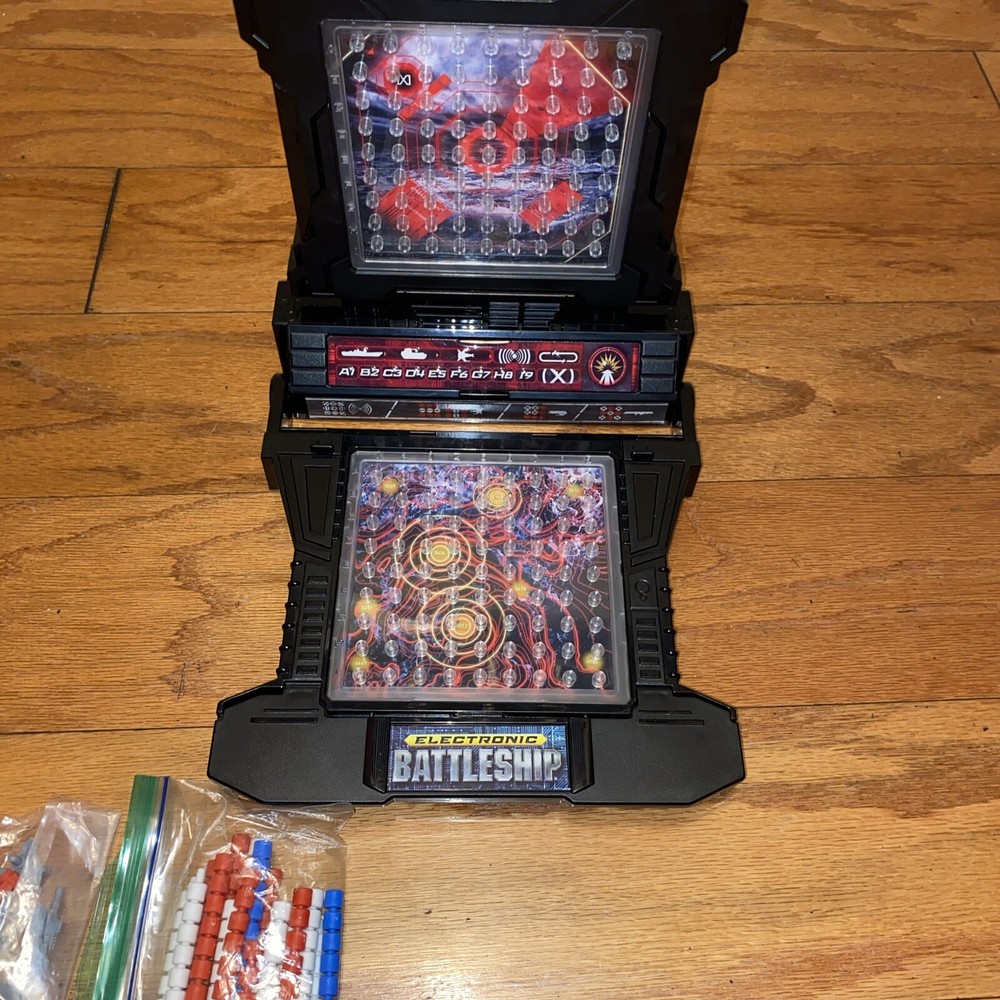 2012 Hasbro Electronic Battleship Game Super Weapons Electronic Lights & Sounds